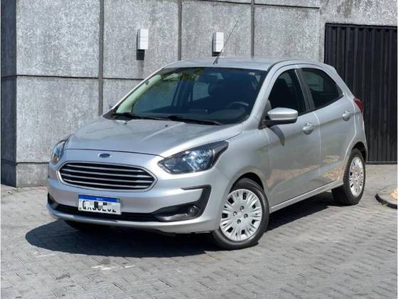 FORD KA 1.5 TI-VCT FLEX SE PLUS SEDAN MANUAL FORD KA 1.5 TI-VCT FLEX SE PLUS SEDAN MANUAL